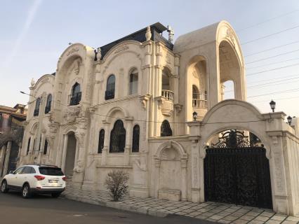   نمای اصلی ویلا کاج 